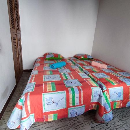 Cabana 52 En La Aldea Doradal Santorini Colombiano Eksteriør billede